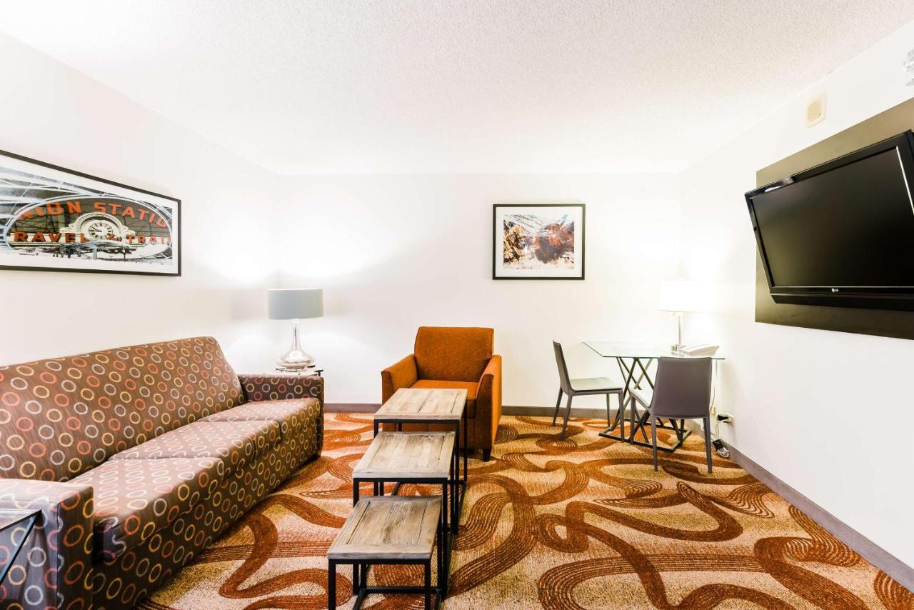 Radisson Hotel Denver-Aurora Dış mekan fotoğraf