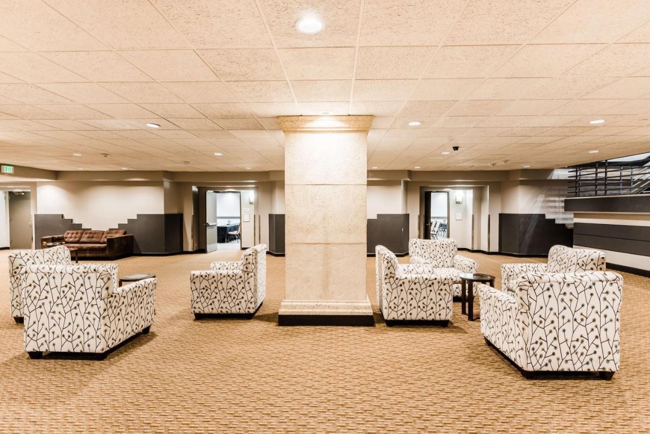 Radisson Hotel Denver-Aurora Dış mekan fotoğraf